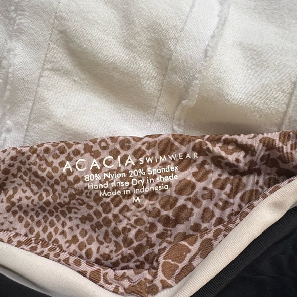 Bikini Set - Picture 5 of 6